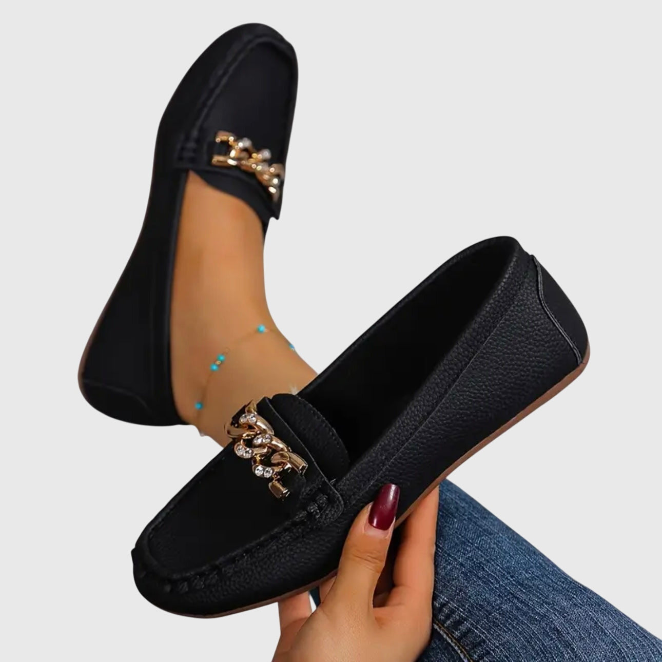 MADELEINE | LOAFERS IN MUTED COLOURS