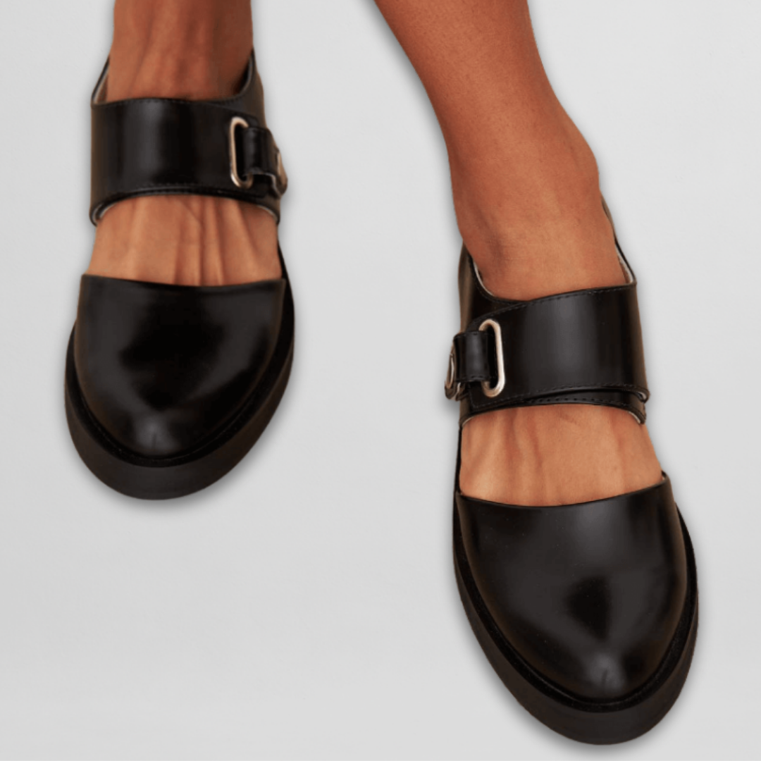 HARRIET | MARY JANES WITH AN ADJUSTABLE STRAP