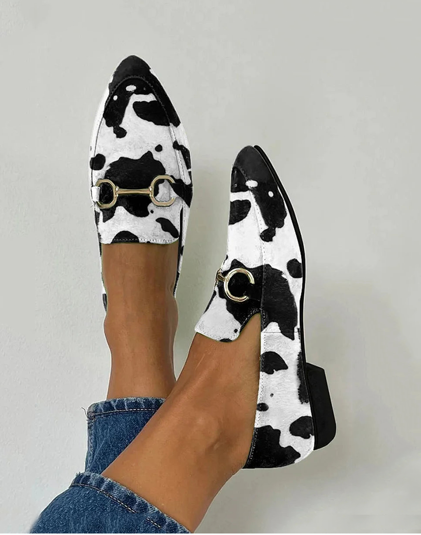 REBECCA | LOAFERS WITH A DECORATIVE BUCKLE