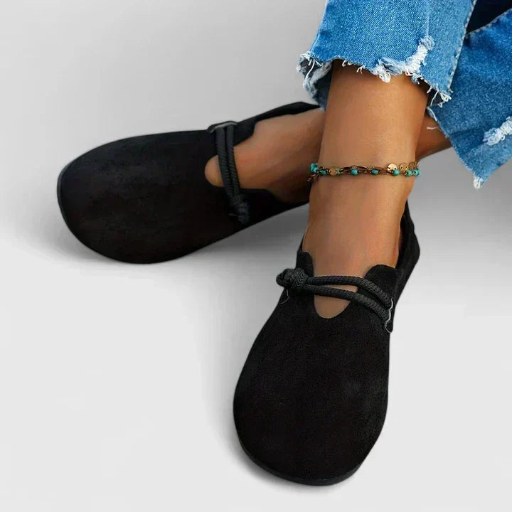 MARGOT | BEIGE AND BLACK LOAFERS
