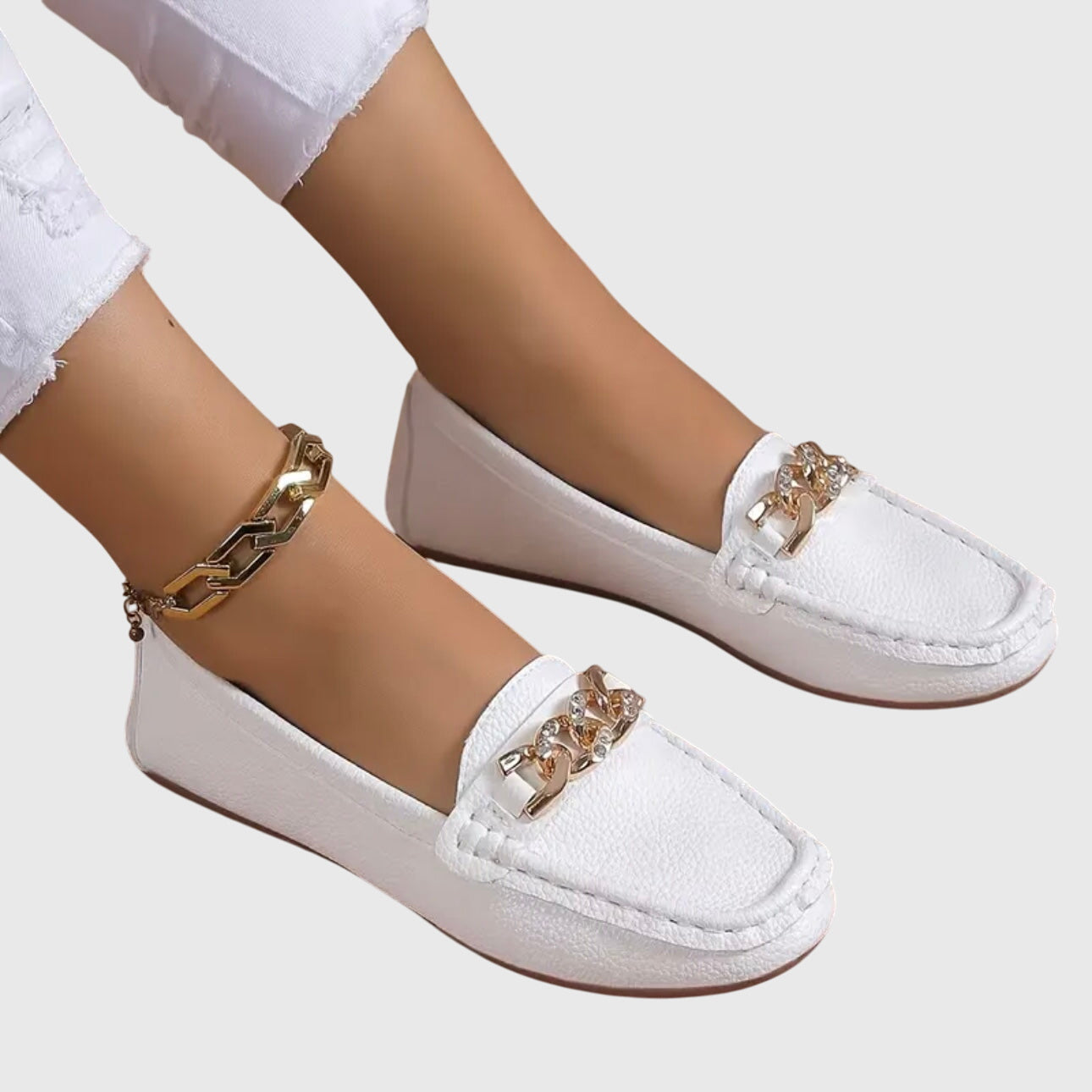 MADELEINE | LOAFERS IN MUTED COLOURS