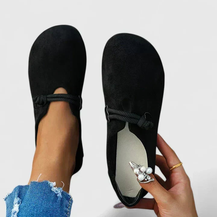 MARGOT | BEIGE AND BLACK LOAFERS