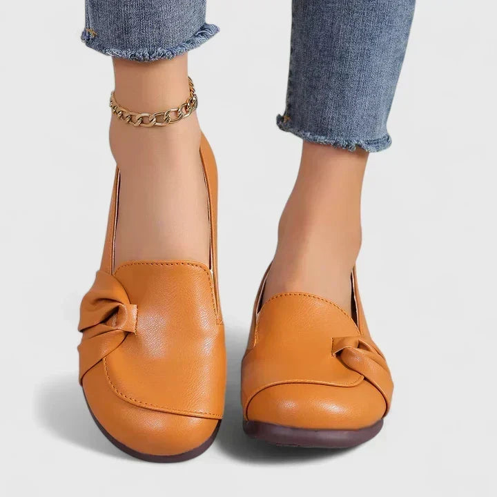 LILLIAN | SHOES IN THREE MUTED COLOURS