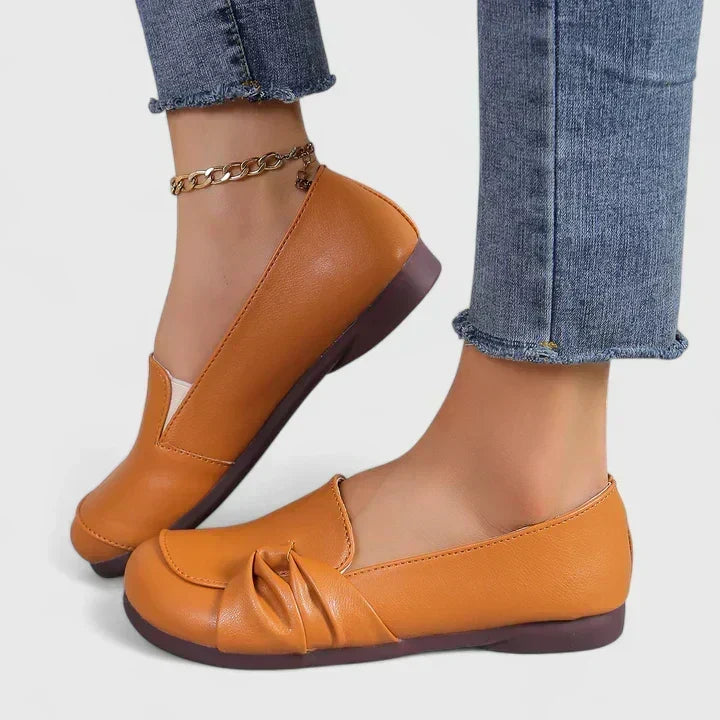 LILLIAN | SHOES IN THREE MUTED COLOURS