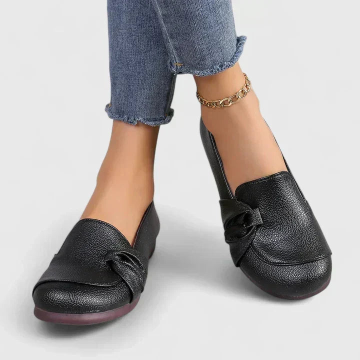 LILLIAN | SHOES IN THREE MUTED COLOURS