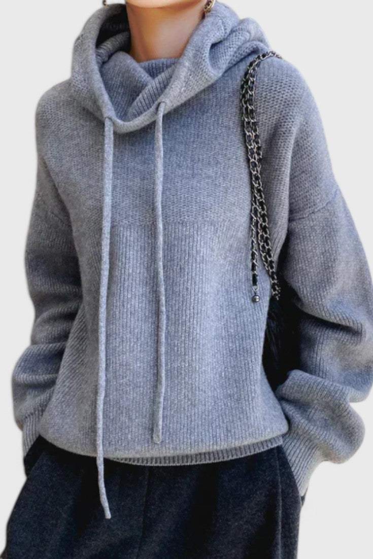 Gloria Classic Wool Sweater with Elegant Design